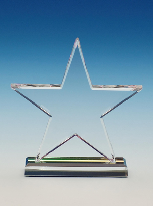 Estrela de cristal troféu colado com o retângulo base de cristal óptico, design personalizado pode ser gravado dentro da estrela.