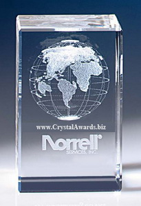Laser 3D de cristal gravado com uma terra 3d, logotipo da empresa e dentro slogan. design de globo gravado dentro de um bloco de cristal óptico. personalizado texto, imagem ou logotipo gravado dentro está disponível.
