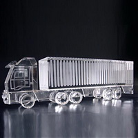 Cristal optique modèle de camion 3d, modèle de trafic de cristal, en verre optique modèle de camion, de l'artisanat camion de cristal, nous pouvons graver logo personnalisé ou par écrit sur ​​le cristal.