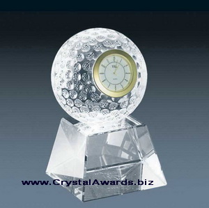 horloge en cristal optique de conception de golf, avec un pedesta cristal optique, gravure personnalisée ou d'impression est disponible.